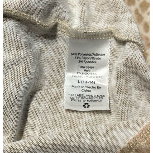 Time And Tru Women's Hacci Top Size L - Picture 4 of 7